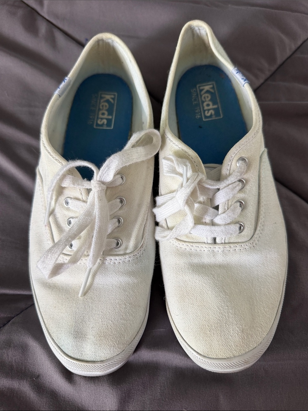 Keds women White Canvas Sneakers 8.5
